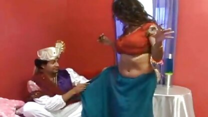 एक काले आदमी एचडी में सेक्सी मूवी के साथ च्लोए नाजुक नींद